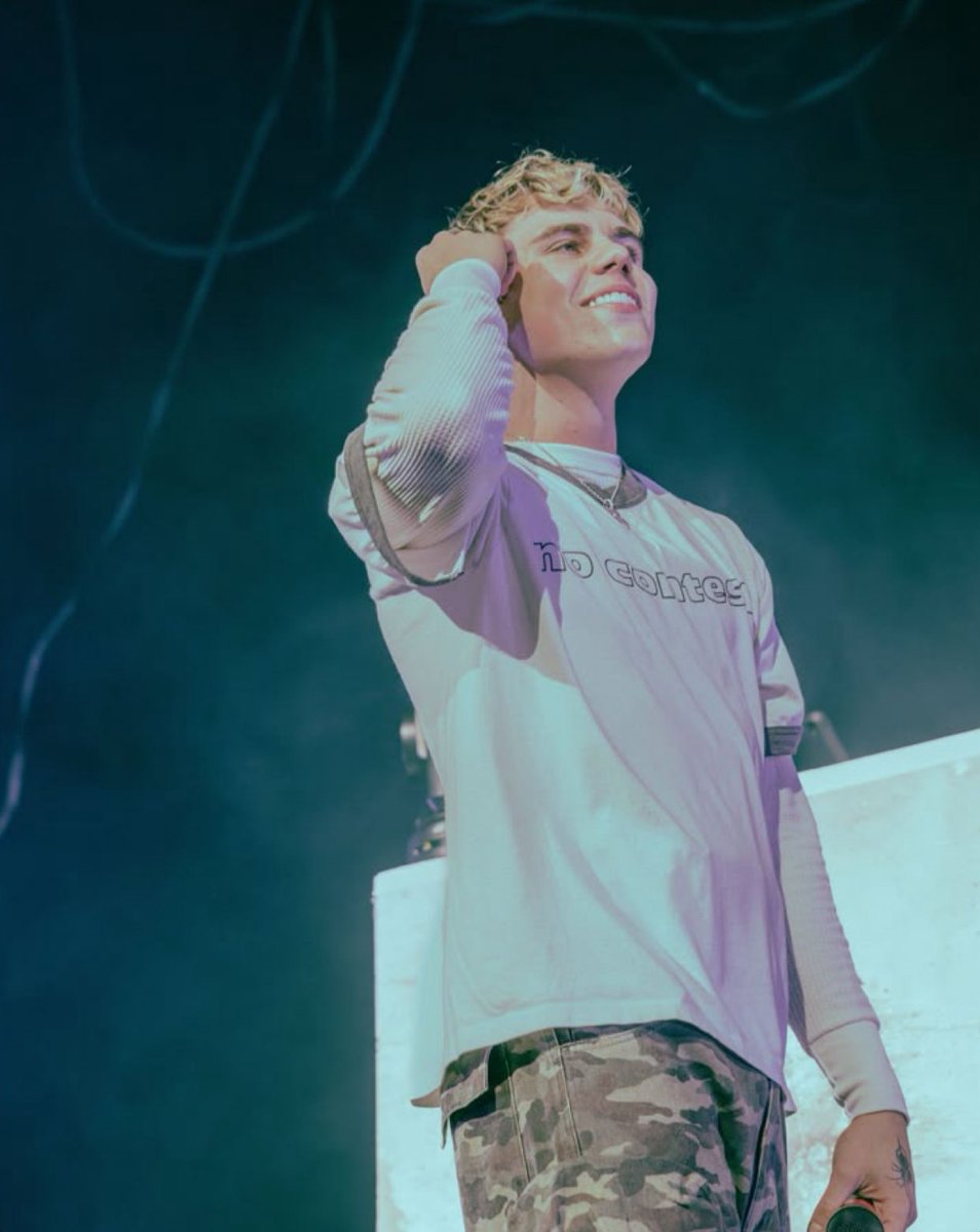 — 𝓖𝐑𝐄𝐆𝐎𝐑𝐘. tweet media