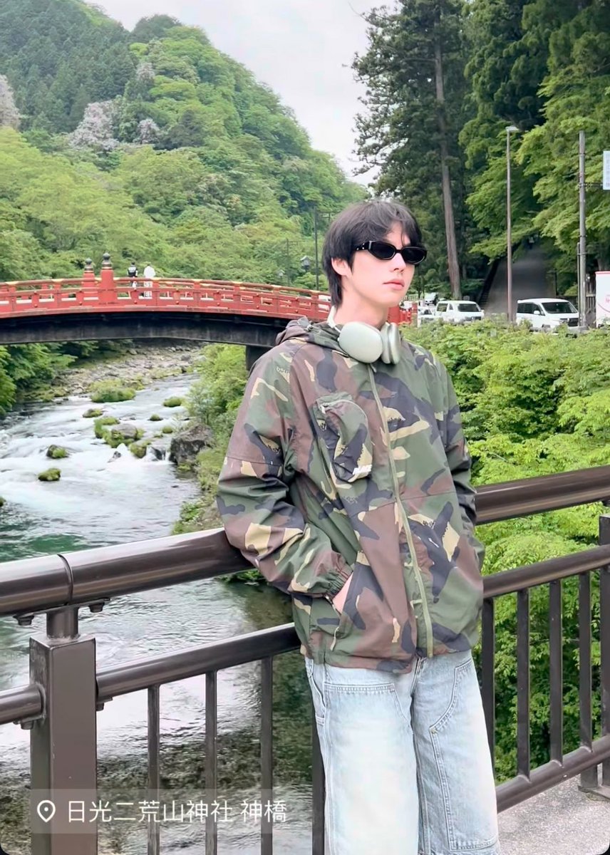 Omg!!! ไบร์ทหน้าสดผมไม่เซตเดอะเบส เบ้าหน้าพระเจ้าที่แท้ทรู หล่อมากกกก!!!!
<a href="/bbrightvc/">bright</a> #bbrightvc