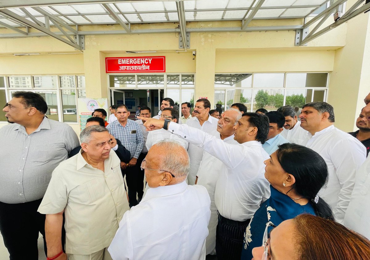 आज बहादुरगढ़ स्थित महाराजा अग्रसेन सत नारायण गुप्ता, हॉस्पिटल में आयोजित कार्यक्रम में।