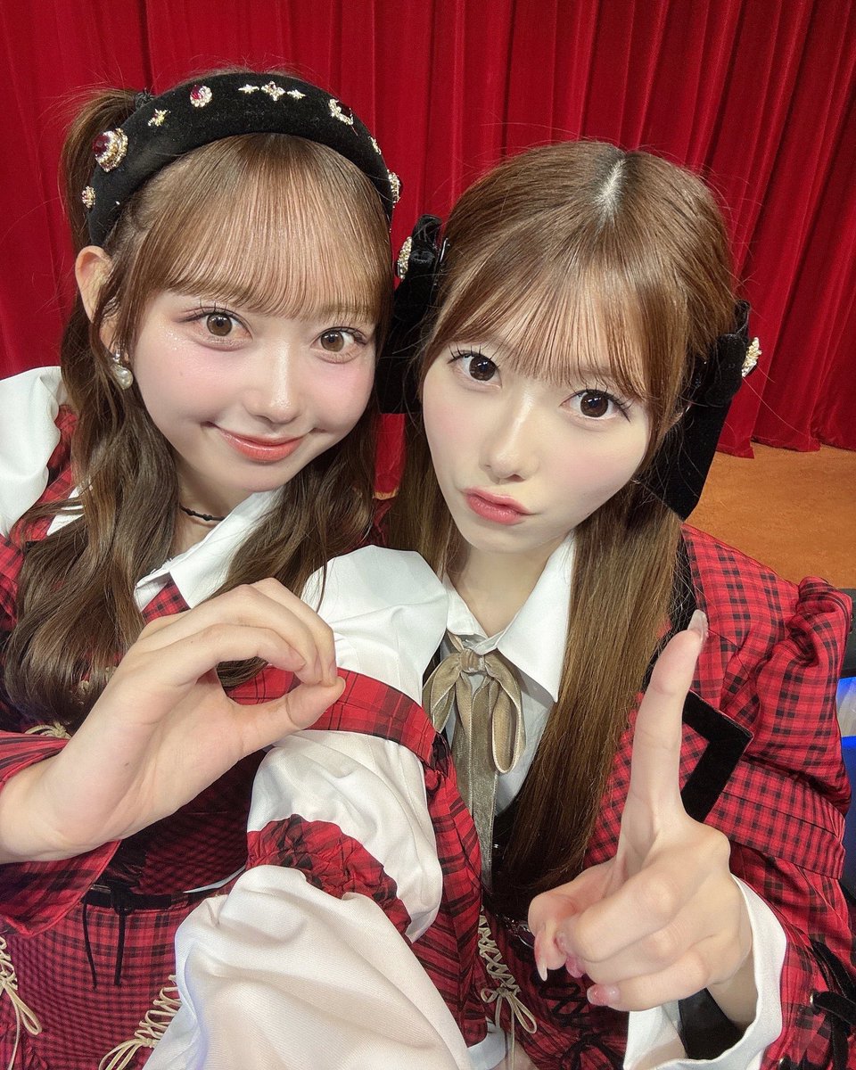 Chiba Erii stuns with Shitao Miu and Omori Maho in new photos from Erihythm.
#千葉恵里 #下尾みう #大盛真歩
