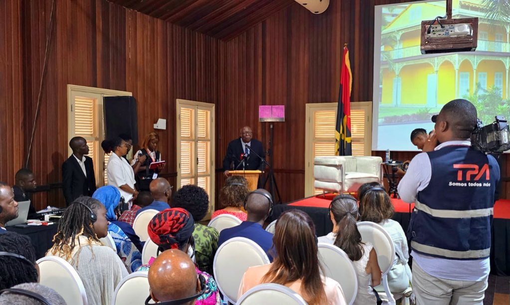 Coumba D. Sow tweet media