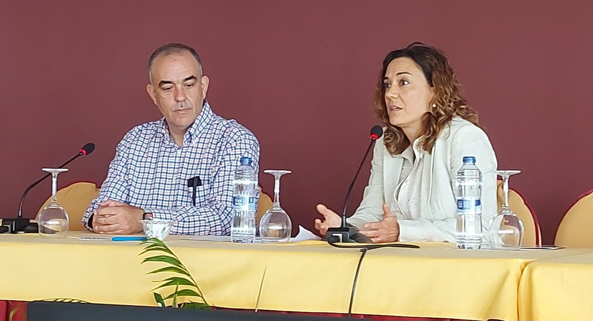 La Dra. Rosario Mármol nueva presidenta de <a href="/SMurCardio/">Sociedad Murciana de Cardiología</a> con el Dr Pedro Cano como secretario, ambos del servicio de cardiología del CHU de Cartagena. Los cardiólogos de la Región no podríamos estar mejor representados <a href="/PatonRubio/">Ramón Rubio Patón</a> <a href="/ramonlopezpalop/">Ramón López Palop</a>