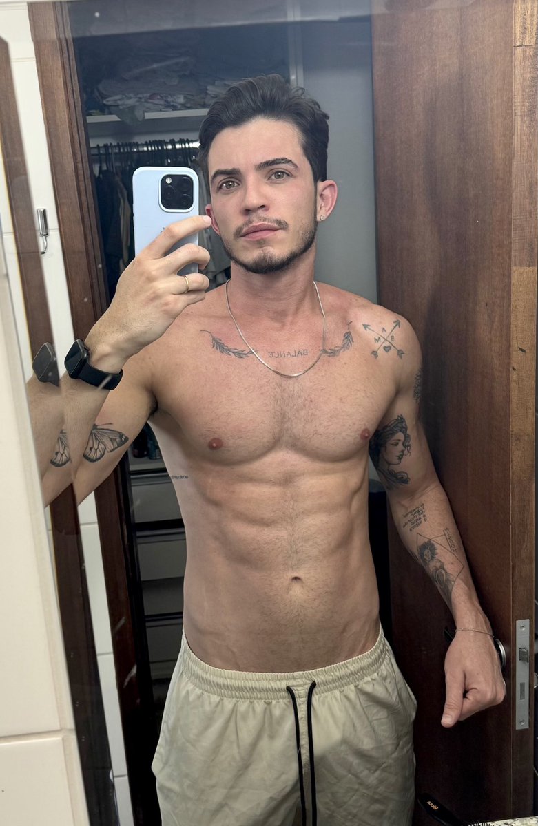 mathmantovan's tweet photo. Bom dia dominguinho 🌞 https://t.co/bRtLk3OFDe