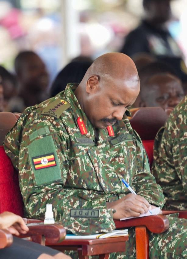 Tukwatanise Musa (@musatukwatanise) on Twitter photo He is an independent thinker and independent actor!. His actions are purely independent but very pro-Uganda and pro-Africa!. Long live Lion of Africa Gen <a href="/mkainerugaba/">Muhoozi Kainerugaba</a> He is an independent thinker and independent actor!. His actions are purely independent but very pro-Uganda and pro-Africa!. Long live Lion of Africa Gen <a href="/mkainerugaba/">Muhoozi Kainerugaba</a>