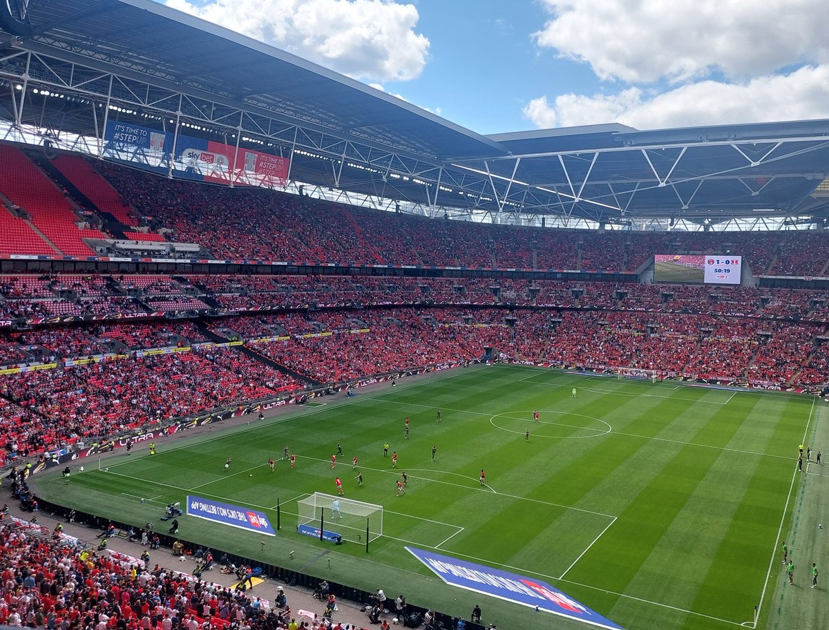 sblack83's tweet image. Match 99 of 2024/25:
🔴⚪️ CHARLTON ATHLETIC 1️⃣
Gillesphey (31)
⚫️⚫️ LEYTON ORIENT 0️⃣
🏆 League One Play-Off Final
🏟 Wembley Stadium
🎟 £44 | £22
📖 £10
👥️️ 76,193