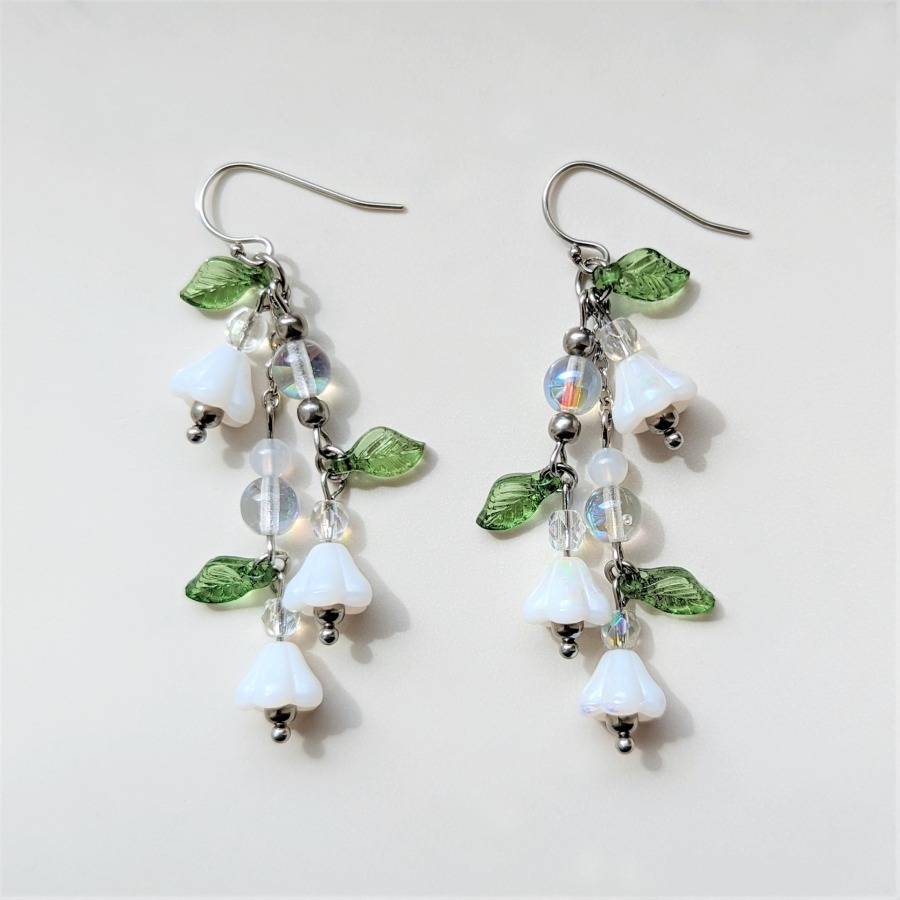 shoplalisa's tweet photo. Lily of the Valley Bouquet Earrings https://t.co/QdBNFS4bL8