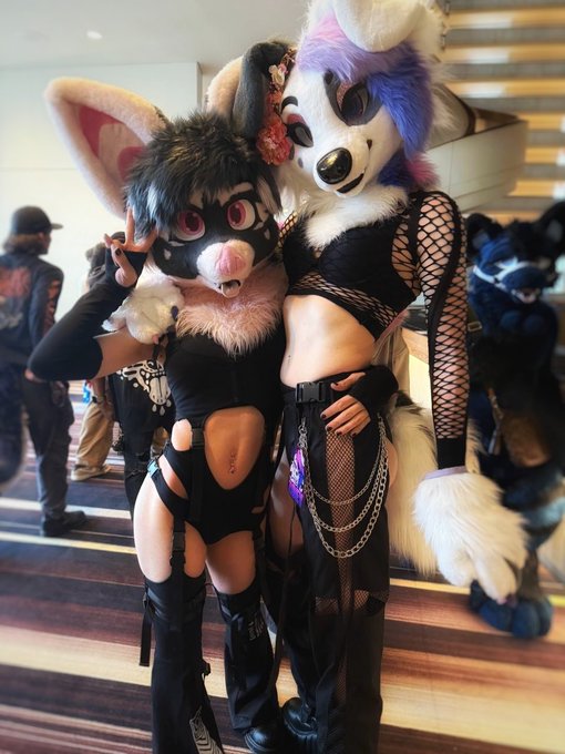 Watch PoundCake's leaked NSFW photo on TwXstars