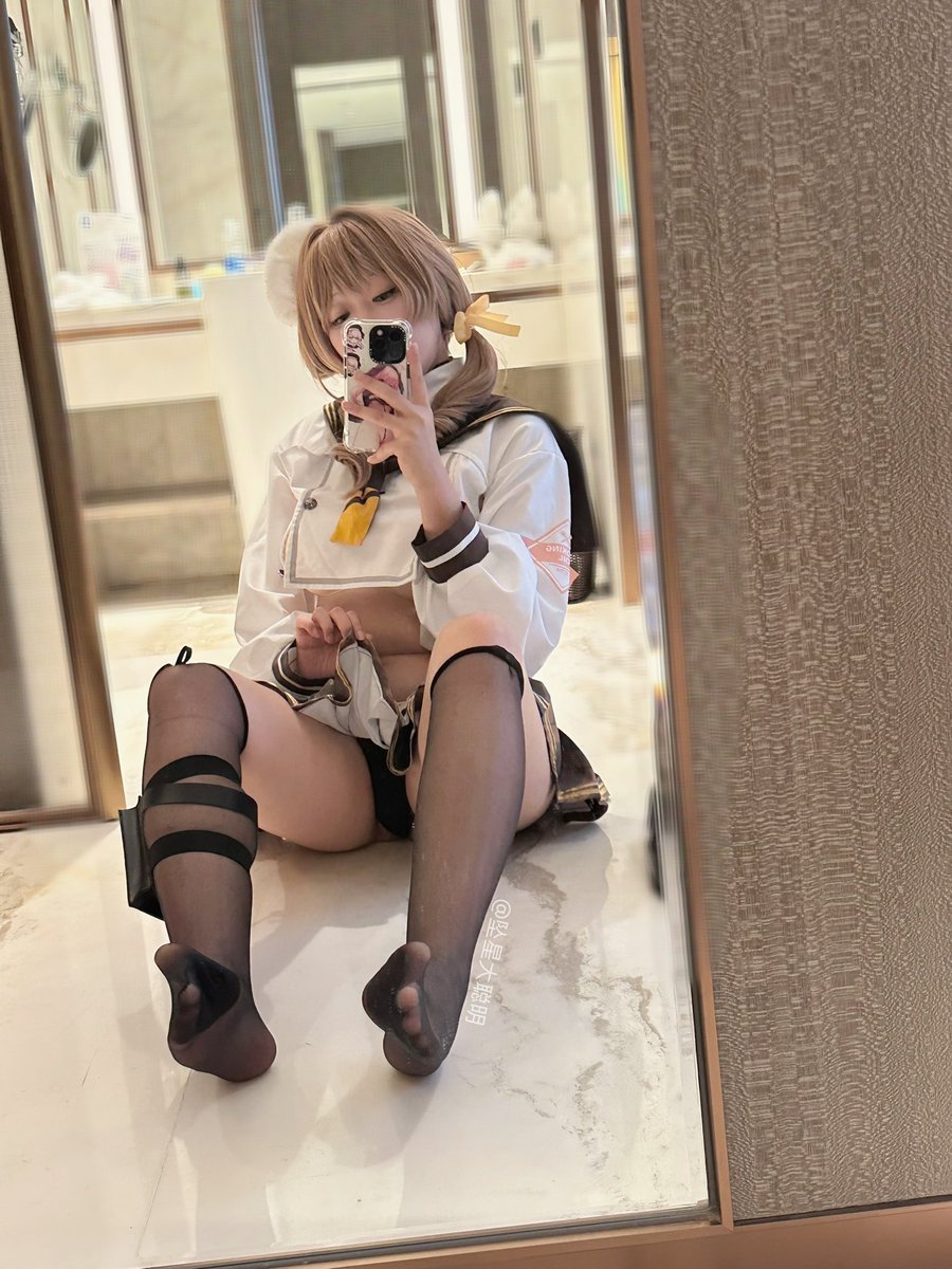 這次要吃什麼呢~
#NIKKEAnniversary #NIKKEcosplay