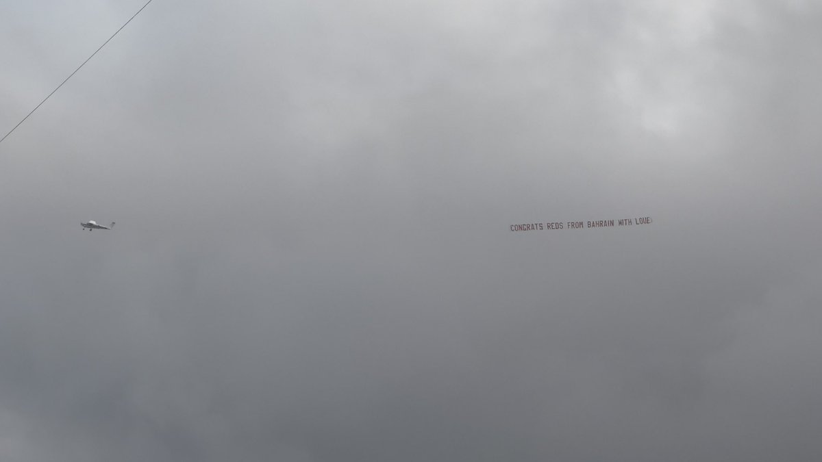 ZAGKAG1811's tweet photo. Plane over Anfield 

Thank you Bahrain 👏🏼 https://t.co/ruVEmrJXli