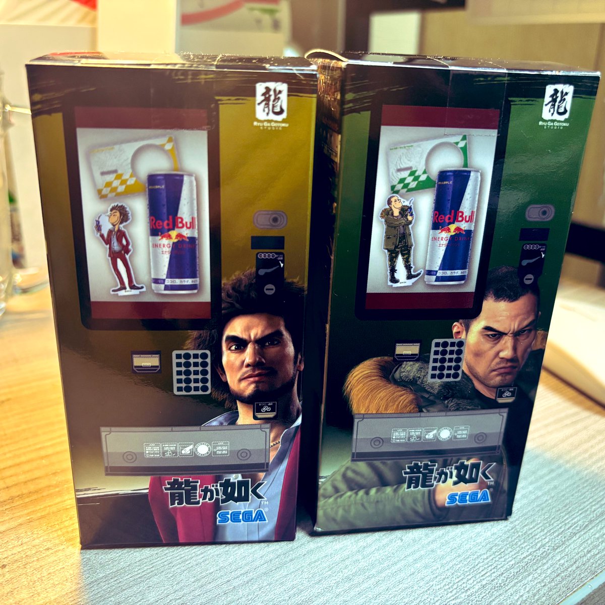 gamakooo's tweet image. スパコミの時売り切れてて買えんかった自販機のやつ買ってきてもろたんやけど、
れっとぶる絵かわいすぎる🥹こういうグッズをもっとくれよ〜