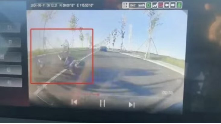 “河北骑行男孩遭碾压身亡案”，有了结果！2025年5月22日，涉事司机亲属透露，“河北骑行男孩身亡案”有了新结果。他们已收到当地检察院的《不起诉决定书》。其实这本来就是司机无责的一起案例，中共司法机关只不过是执行辱民政策而已！
欢迎观看、点赞、关注我的YouTube：youtu.be/0sJ5ljRr9as?si…