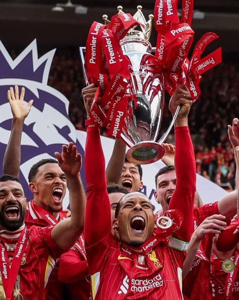LFCVine's tweet photo. 2005 > 2025 https://t.co/hkK5FgUS7x
