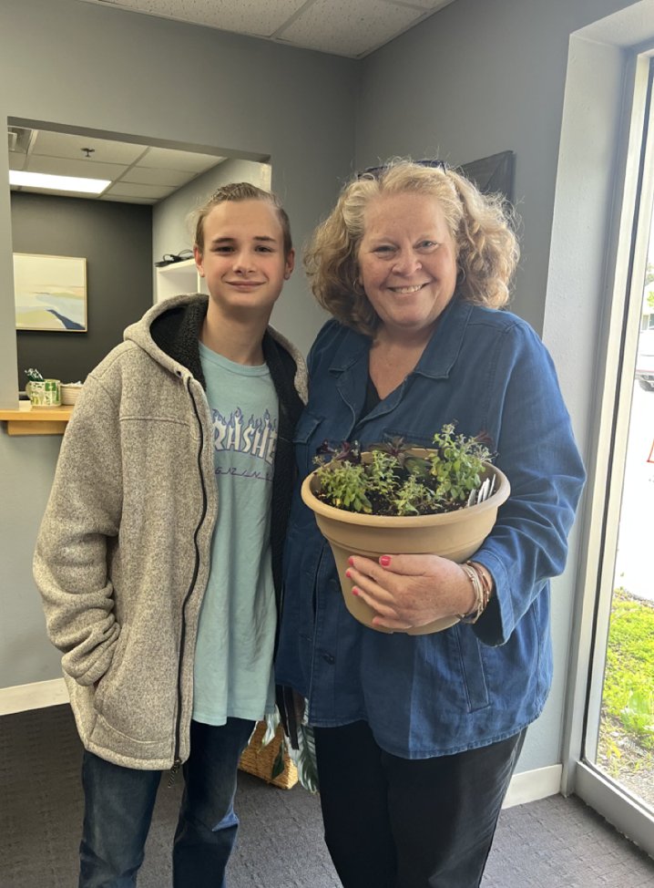 Congrats to Liz Kroll on her retirment! Thank you for all you've done for our students! #RiverviewMS <a href="/plymouthschools/">plymouthschools</a>