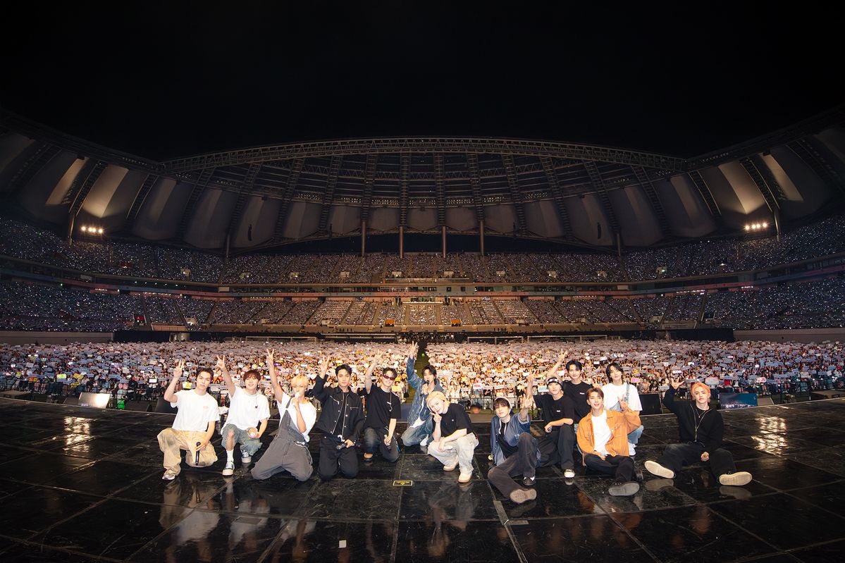 who would have thought that 13 boys with a dream would then be a home and saving to many :) 

to the place where it’s always warm and loving, may you remain to celebrate your days together for a really long time. 🩷🩵

cheers to a successful 10 years and more, my headliners ✨