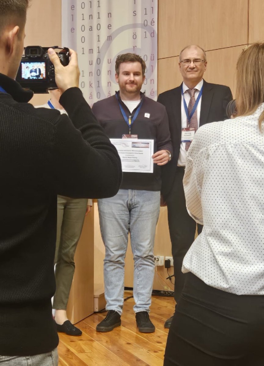 LabWykes's tweet image. Good week for the lab. Sam won a presentation prize at European microcirculation meeting and Kate won a poster prize @EpilepsyInst meeting! @DNS_UOM @GJBrainResearch @CntmMcr @mern_UoM @UCLIoN