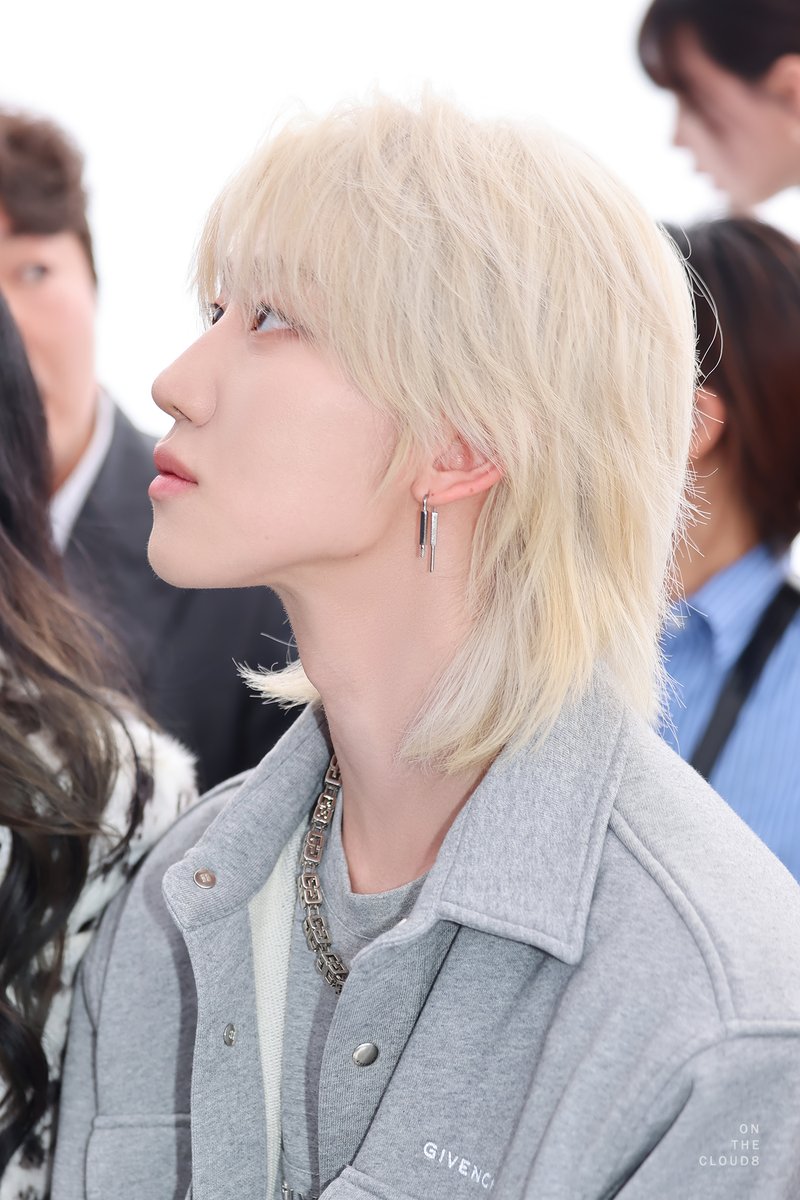 on the cloud8 tweet media