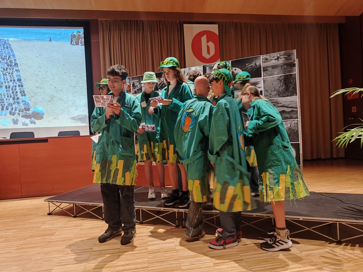 Divendres vam participar als actes de celebració de l'encíclica #LaudatoSii @justiciaipau #FSRdac