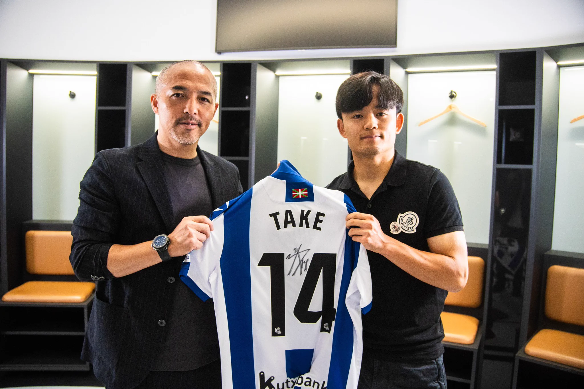 久保建英 直筆サイン入り ビジャレアル ユニフォーム UEFA EL 優勝 すぽると！ on X: 
