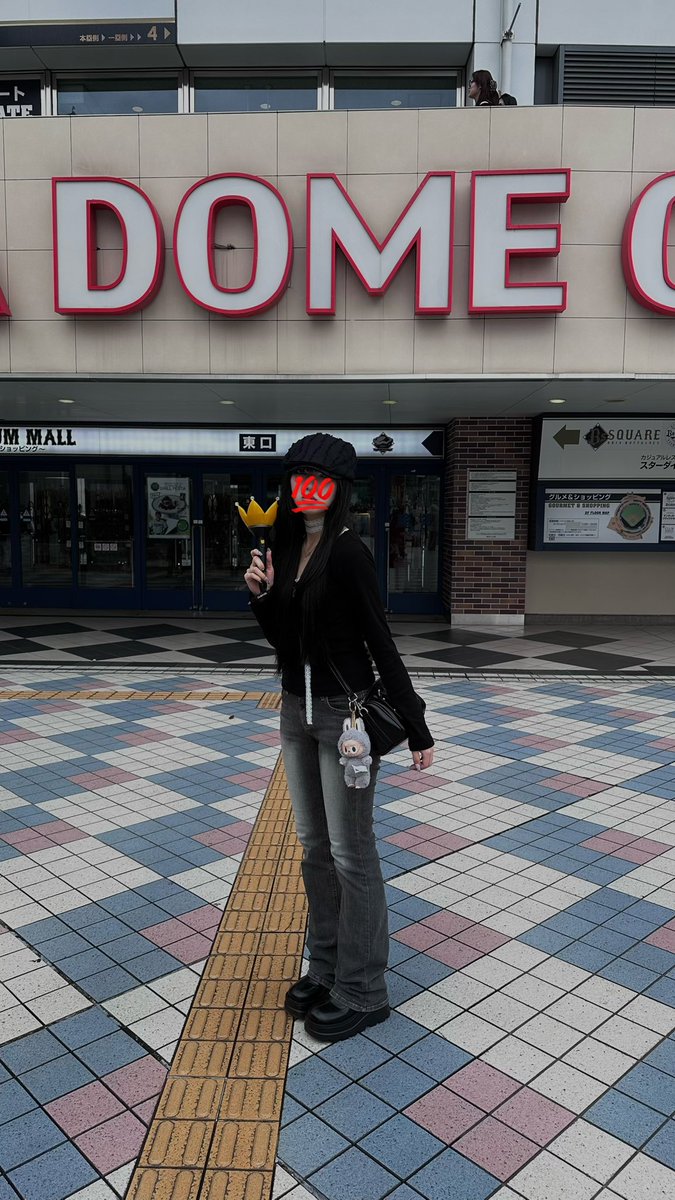 o818rn's tweet photo. #GDWORLDTOURÜbermensch 🇯🇵끝‼️ https://t.co/mtAdpjaGOe