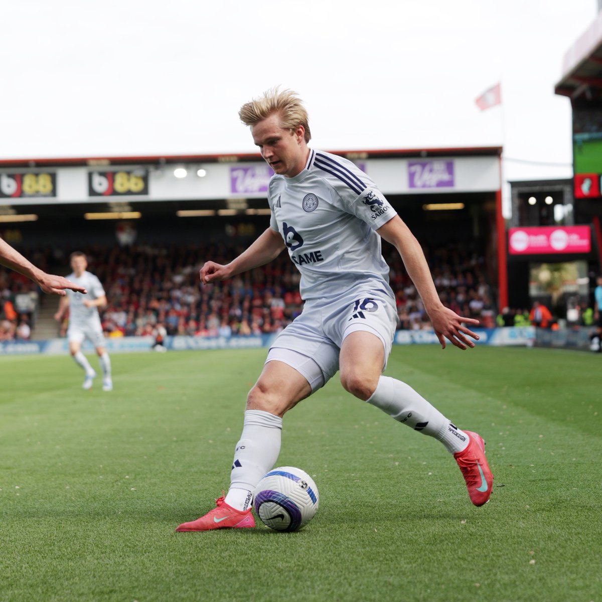 Leicester City tweet media