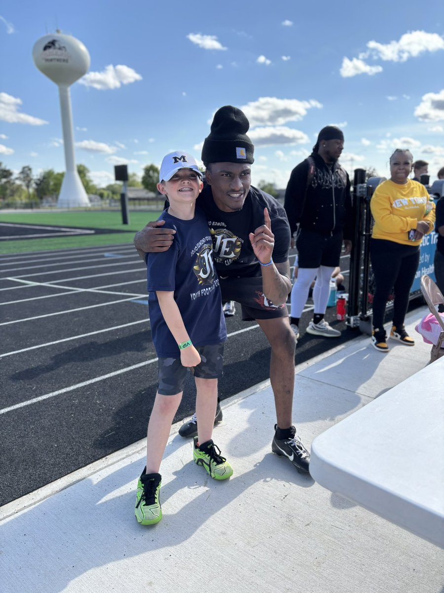 First camp was a success! Thank you to everyone that supported and participated, things will only get better from here. <a href="/NWP_Athletics/">NorthWood Athletics</a> <a href="/NWHS_Football/">NorthWood Football</a>  thanks for allowing me to use the facility to give back to the community