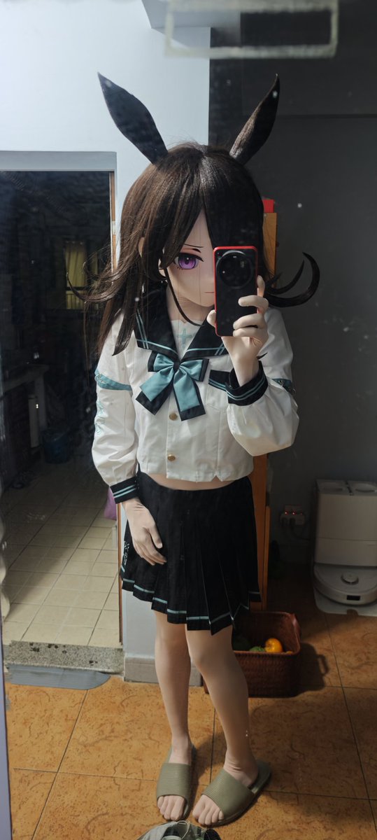 daniel39410874's tweet image. 変な姿勢
有没有好的落地镜自拍教程，想学😭
#kigurumi