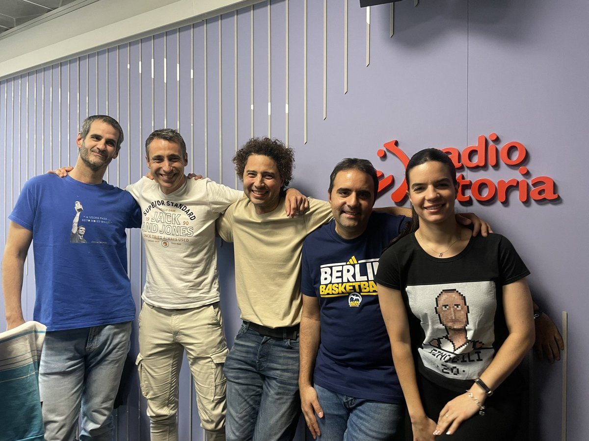 AUDIO 🔊 Ahí va el <a href="/supercanastaRV/">Supercanasta RV</a> de hoy en <a href="/radio_vitoria/">Radio Vitoria</a> (25 mayo)

👉🏼 Analizamos la clasificación de <a href="/Baskonia/">Kosner Baskonia</a> para el play off junto a <a href="/JosebaSanchez15/">Joseba</a>, <a href="/RoRubinich20/">Rocío S. Rubinich</a>, <a href="/sok945/">Sok</a> y <a href="/MauriPocheti/">Aingeru Olarte Zorrilla</a> 

👉🏼 Conexiones con Argentina 🇦🇷 y Abu Dhabi 🇦🇪

LINK ➡️ guau.eus/m/radio-vitori…