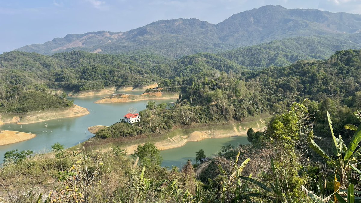 Samsam031's tweet photo. Planning to move to Nagaland.
Beautiful beautiful beautiful 😍 #Doyang #nagaland https://t.co/Hu8OGVS6p9