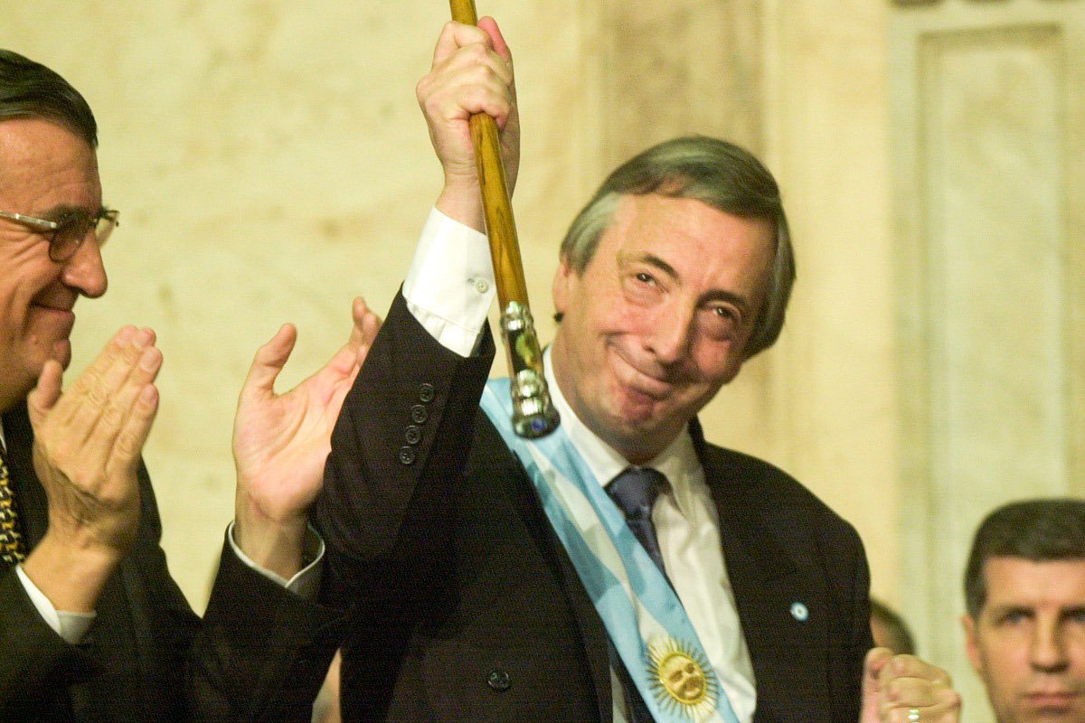 CrisAlvarezRod's tweet photo. "Vamos a defender la soberanía política, la independencia económica y la justicia social. Esta es la causa de todos, no de unos pocos".

A 22 años de la asunción de Néstor, la Patria no se vende 🇦🇷❤️ https://t.co/lMiSiLWuKe