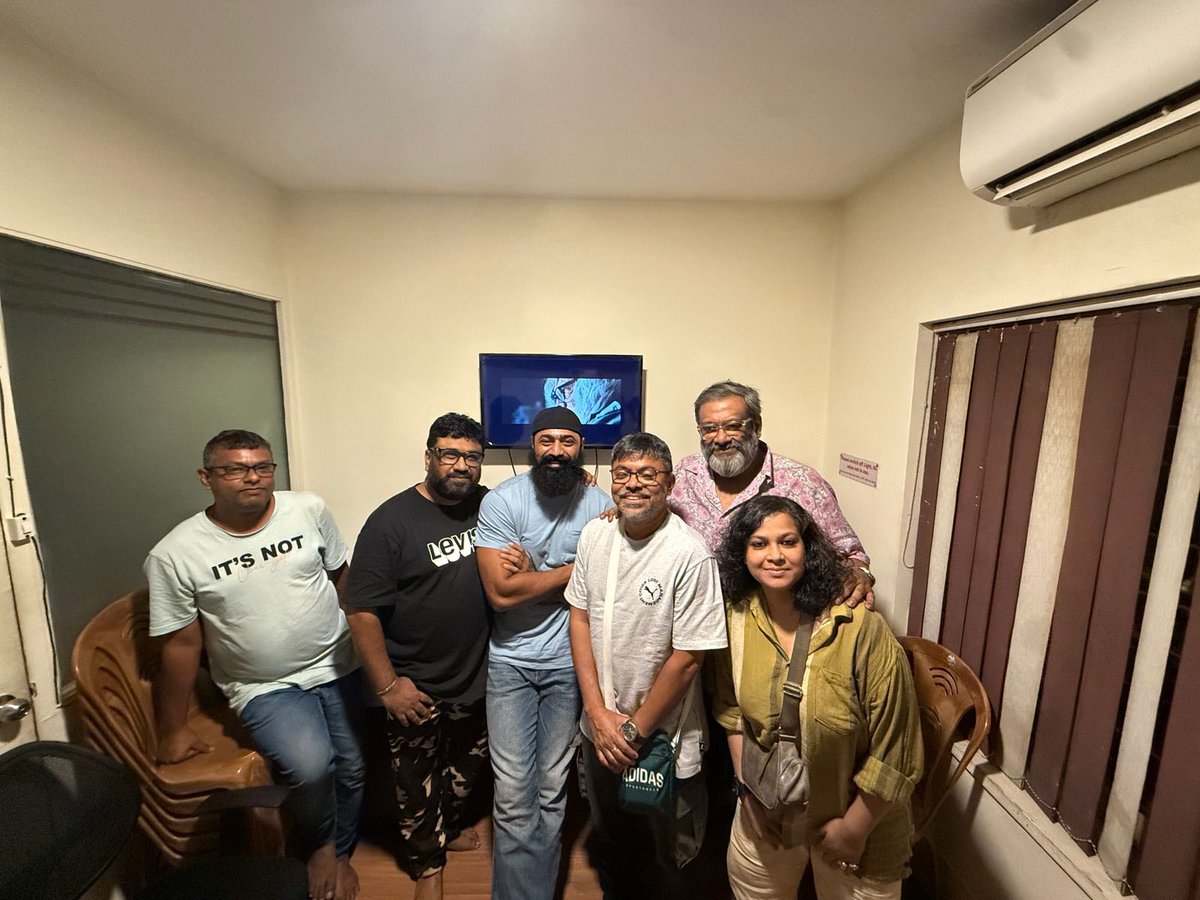 রিলিজের প্রস্তুতি শুরু...

#Dhoomketu #Dev #Shubhosree #KaushikGanguly #14thAugust