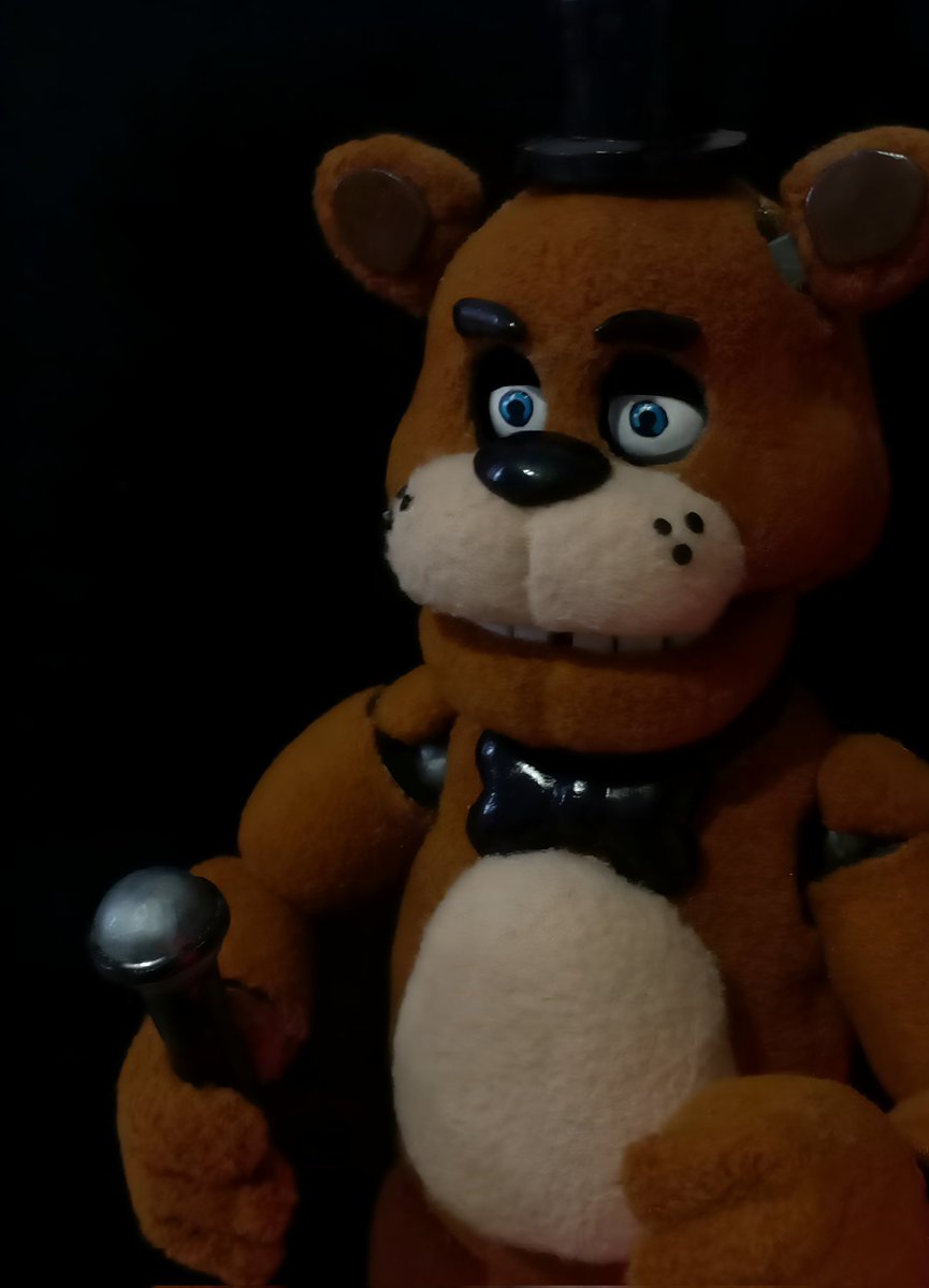 CCN1658's tweet image. 🔵Hello friends!🔵
×●ו~☆~•×●×
I've finished the Freddy figurine!
I'm thinking of selling for $95
#FNAF
#artist