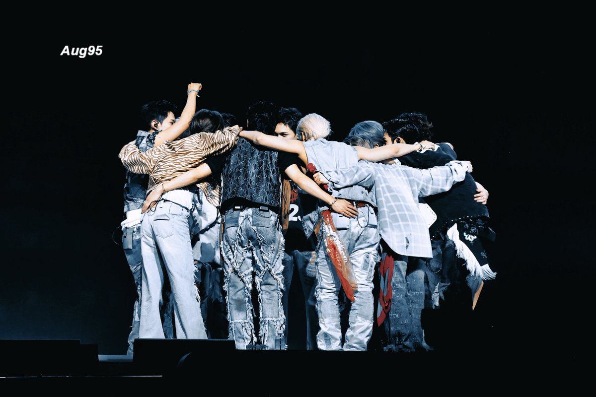 Aug95 (@19950808_aug) on Twitter photo 250525 B-DAY PARTY : BURST Stage @잠수교
#세븐틴 #SEVENTEEN #최승철 #승철 #에스쿱스
<a href="/pledis_17/">세븐틴(SEVENTEEN)</a> 250525 B-DAY PARTY : BURST Stage @잠수교
#세븐틴 #SEVENTEEN #최승철 #승철 #에스쿱스
<a href="/pledis_17/">세븐틴(SEVENTEEN)</a>