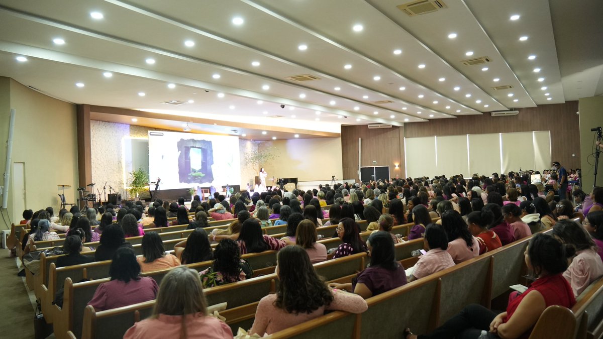 Hoje (25), acontece em Cuiabá o Congresso Mulher Plena com cerca de 460 participantes.