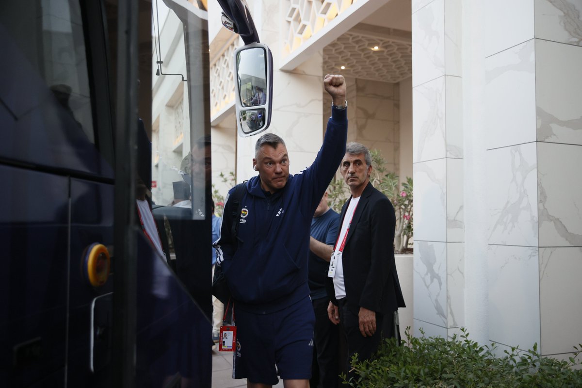 💛💙💪

#Yellow7egacy #EuroLeague