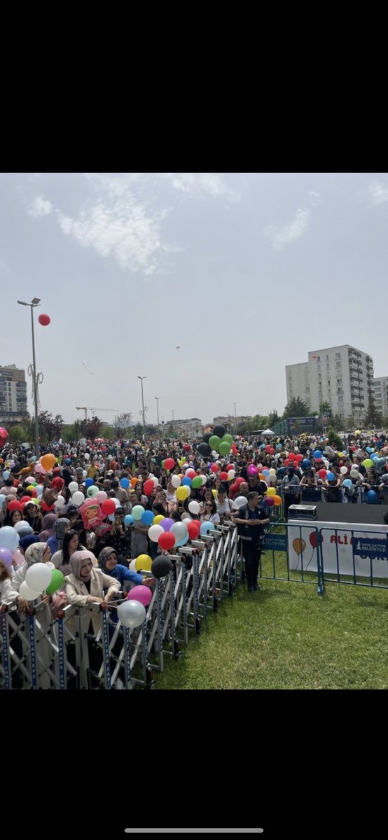 Öyle sevindim ki Ali Asaf’ın iyileşmesine ve bu haberin milyonlarca kişiye de iyi gelmesine. Çocuklar hep iyi olsun 🙏 Günler sonra mutlu bir paylaşımım da oldu, devamı gelir umarım 🫶