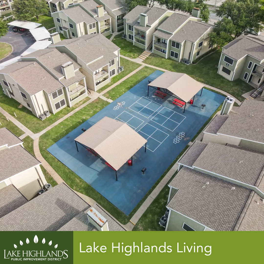Their well-maintained grounds and dedicated team are just two more reasons Summer Hill Apartments residents love living at Summer Hill. #LHPID #LakeHighlandsLiving