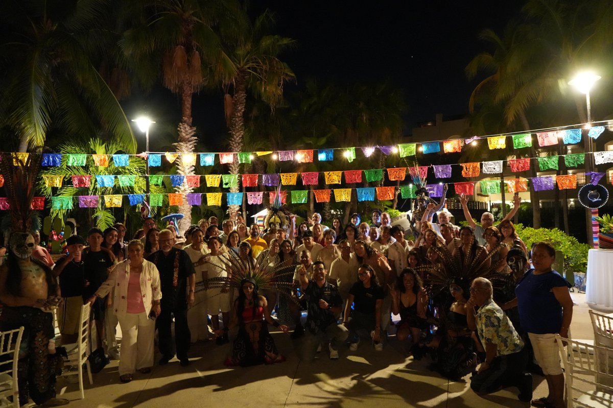 Sunset World tweet media