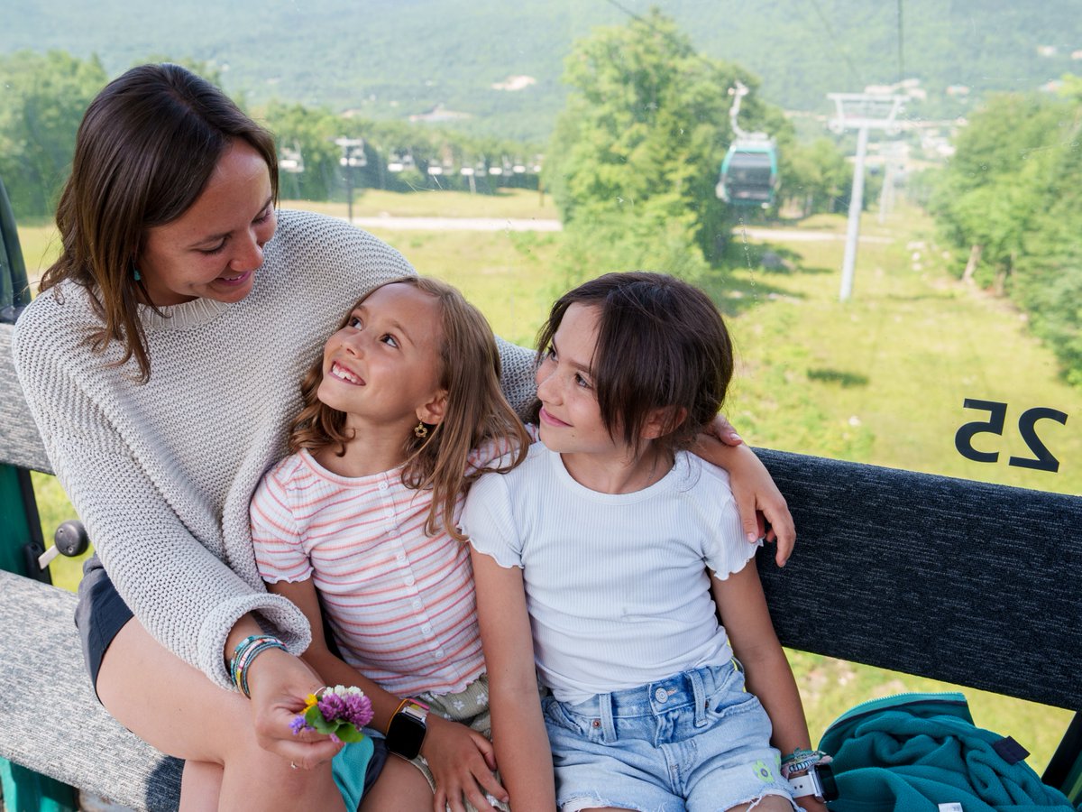Did you know it's #NationalFamilyFunDay? Spend today visiting our favorite family-friendly Major Attractions in the White Mountains (we have 17!), like the <a href="/brettonwoodsnh/">Doudou</a> Skyway Gondola.

#whitemountains #whitemountainsattractions #visitnh #discoveryournew
