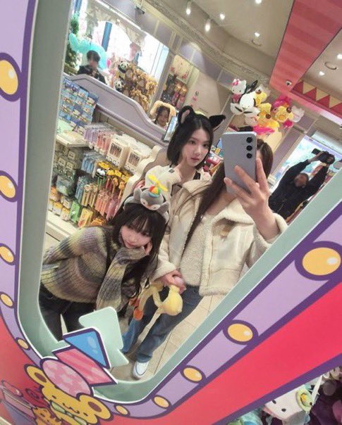 × #YE_ON sur le compte Instagram des filles !