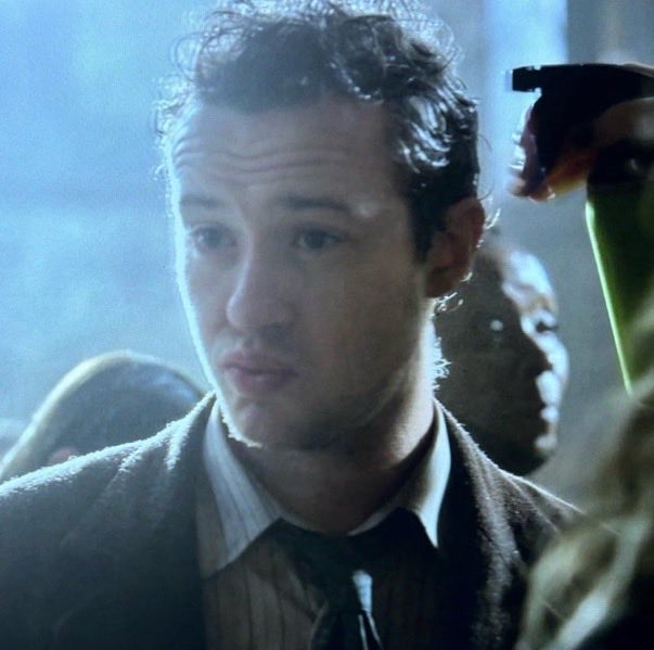 hourly joseph quinn (@hourlyjoequinn) on Twitter photo 