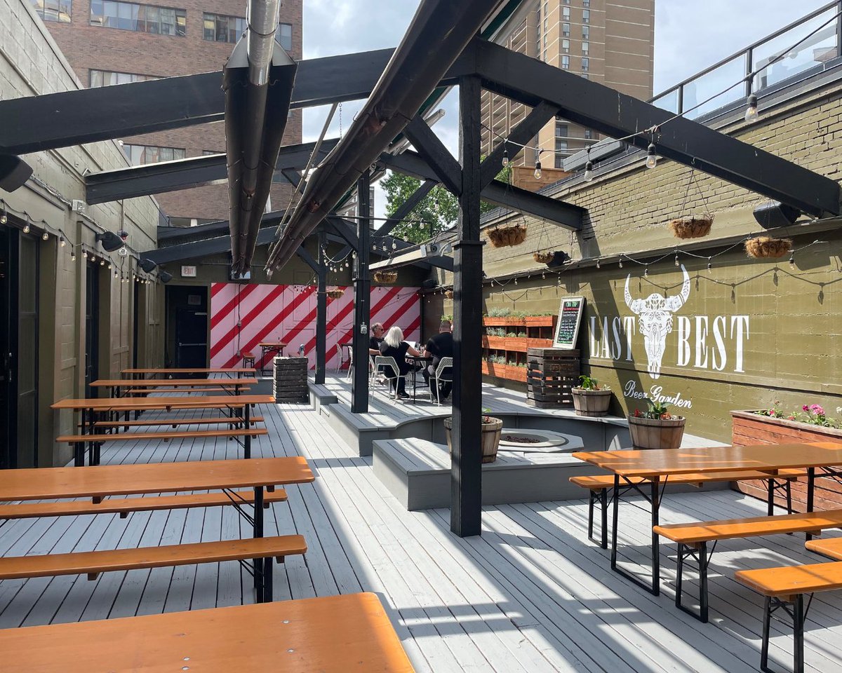 Grab a seat in the sun and stay awhile. ☀️🍻