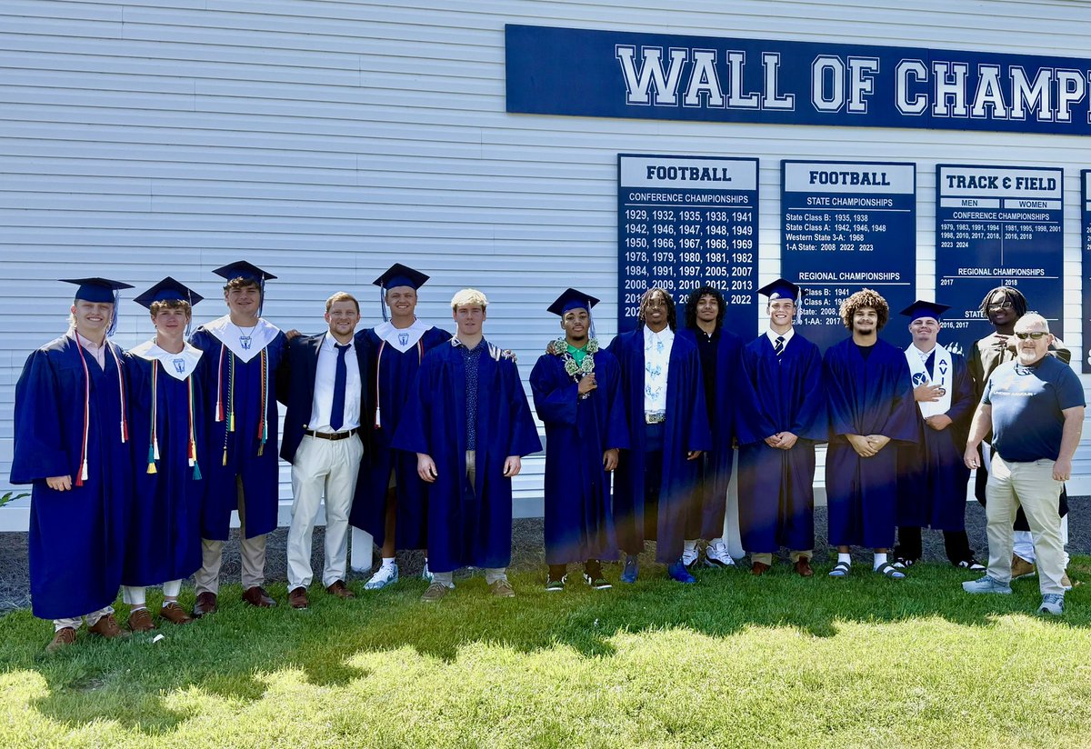 Always Family 🏈🐻