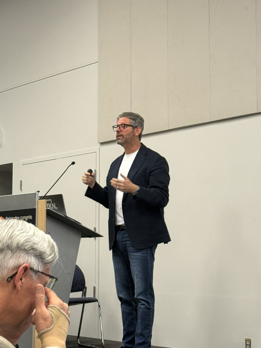 Trevor Jain (@trevorjain) on Twitter photo The amazing Dr Carr. Tips and tricks from 20 years of experience. An amazing talk and always entertaining. <a href="/davidcarr333/">David Carr</a> <a href="/CAEP_Docs/">CAEP</a> <a href="/ICEM2025/">International Conference on Emergency Medicine</a> The amazing Dr Carr. Tips and tricks from 20 years of experience. An amazing talk and always entertaining. <a href="/davidcarr333/">David Carr</a> <a href="/CAEP_Docs/">CAEP</a> <a href="/ICEM2025/">International Conference on Emergency Medicine</a>
