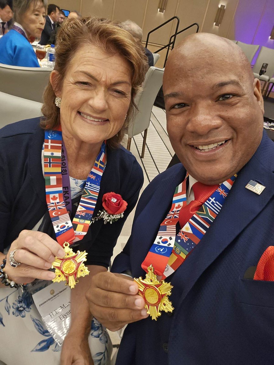 America's Future USA (@amerifuture) on Twitter photo Congratulations to Mary Flynn O’Neill, America’s Future Executive Director, who received a “Peace Medal Award” from the Federation of the Korean American Associations Saturday at its 1st Korean Unification Forum in Fort Worth, Texas.
<a href="/GenFlynn/">General Mike Flynn</a> <a href="/MaryFlynnONeil1/">MaryFlynnONeill</a> <a href="/laralogan/">Lara Logan</a> Congratulations to Mary Flynn O’Neill, America’s Future Executive Director, who received a “Peace Medal Award” from the Federation of the Korean American Associations Saturday at its 1st Korean Unification Forum in Fort Worth, Texas.
<a href="/GenFlynn/">General Mike Flynn</a> <a href="/MaryFlynnONeil1/">MaryFlynnONeill</a> <a href="/laralogan/">Lara Logan</a>