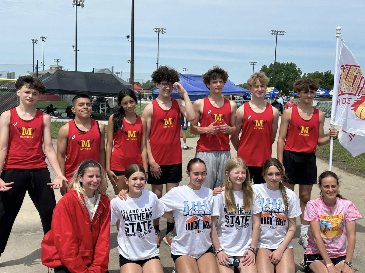 EnergizerEllis's tweet photo. It is rare to have a State trip where every event PR's, but it happened! And it is even more rare to go and have an athlete take 1st place for the 3rd time in 2 seasons! How incredible! To all these athletes, NEVER stop running and NEVER give up! Life is a race, so race it well! https://t.co/dHoSLKJZtD