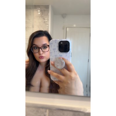 ChelsieHun_'s tweet image. #NewProfilePic