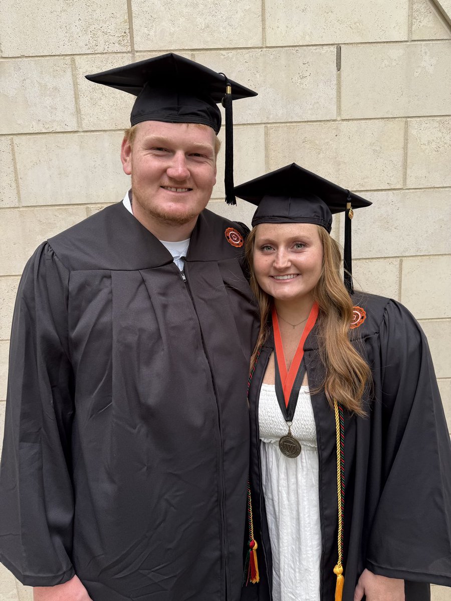 They did it!  Tucker in Mechanical Engineering and Talbot in Biology summa cum laude!  She will be starting her journey for a PA degree at Des Moines University next Monday!  We are so proud of them!  Thank you Wartburg for the experience! Go Knights 🖤🧡