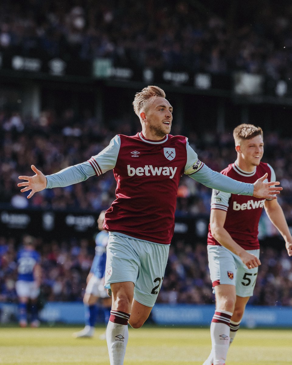 WestHam's tweet photo. It’s just what he does 🤷‍♂️ https://t.co/eaQtGYKD7W