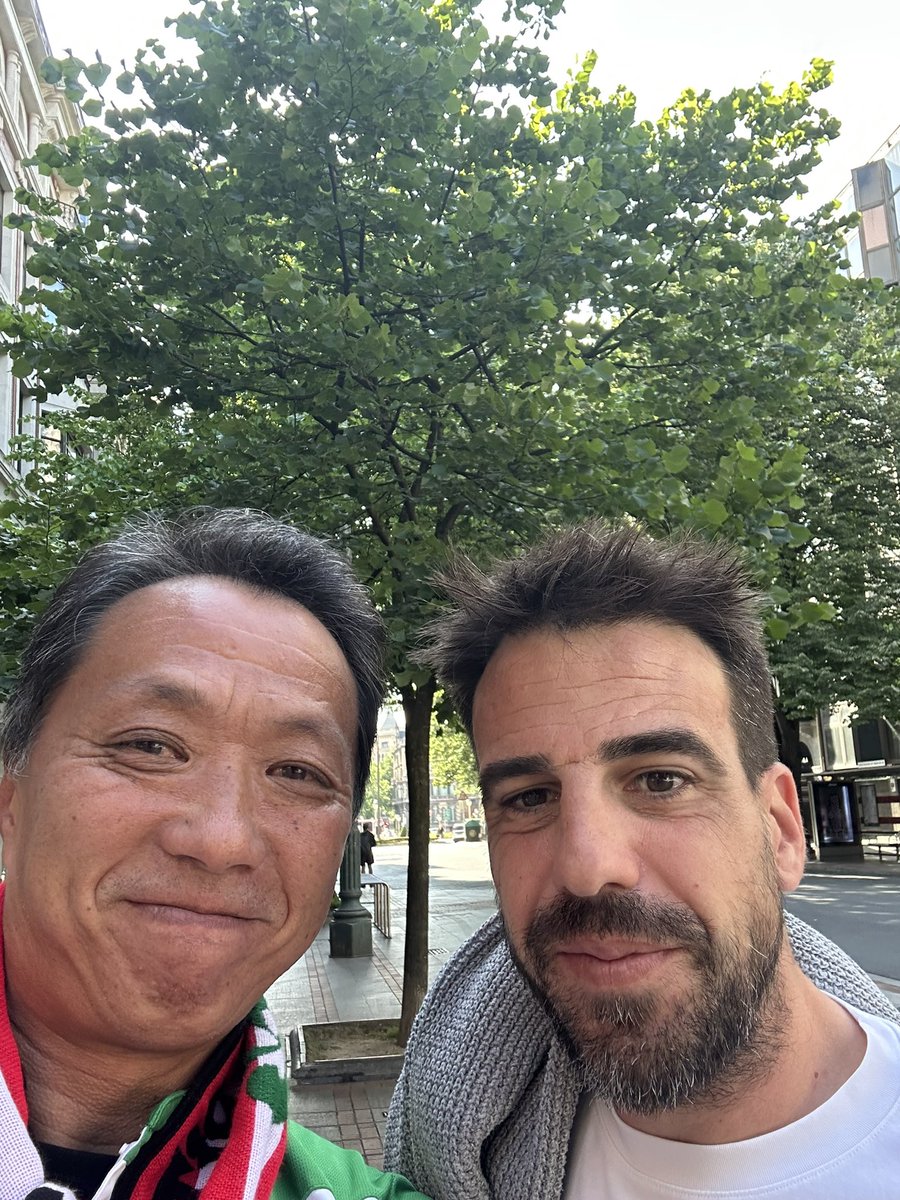 masami_torip's tweet photo. バスクは狭い https://t.co/kR2OvVpa1O