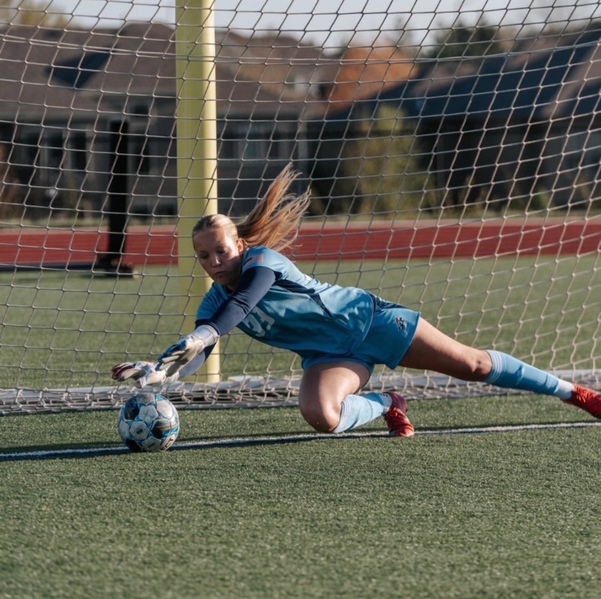 SunflowerSmack's tweet image. Another #multisport area GBB🏀having a great spring @KSHSAA season‼️👏🏽 ⚽️ @Emma_Smith_2026 @sjagirlsbball @SJA_Gameday